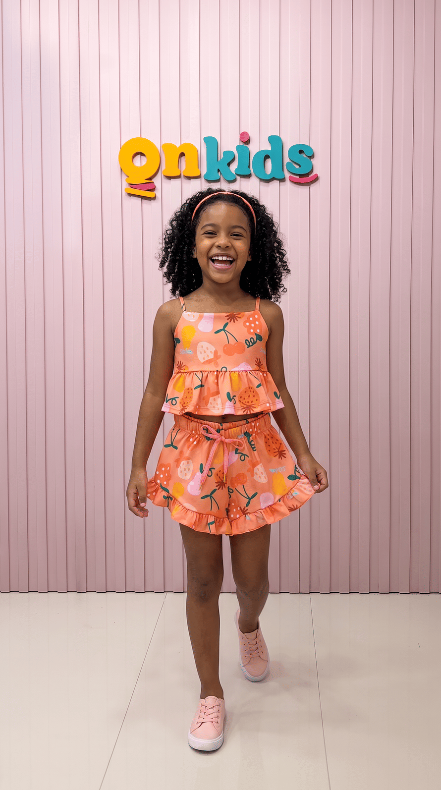 CONJUNTO MENINA BLUSA ALÇA E SHORTS FRUTINHAS
