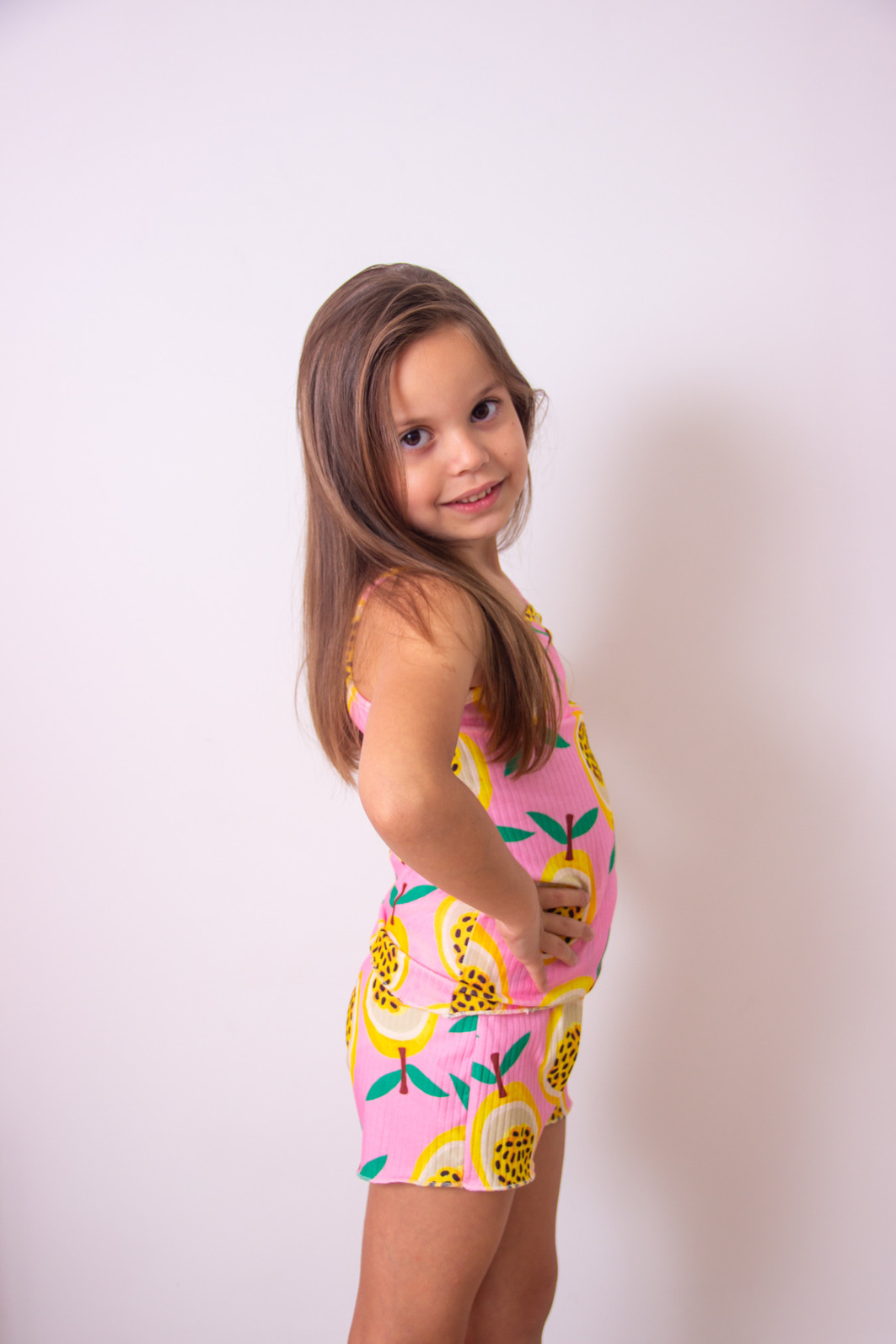 CONJUNTO MENINA BLUSA ALÇA E SHORTS MARACUJA