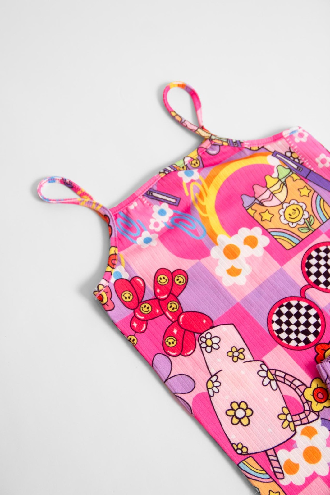 CONJUNTO MENINA BLUSA ALÇA E SHORTS DIVERSÃO CONJUNTO MENINA BLUSA ALÇA E SHORTS DIVERSÃO