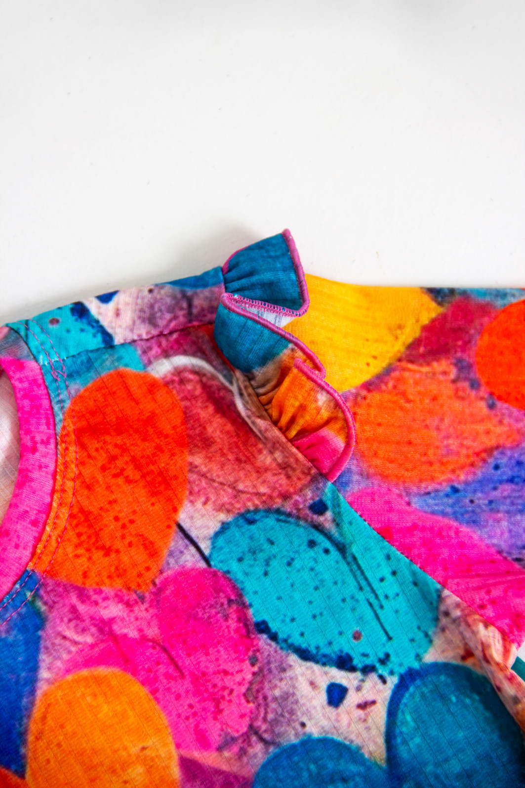 CONJUNTO CALÇA E BLUSA CORAÇÕES CONJUNTO CALÇA E BLUSA CORAÇÕES