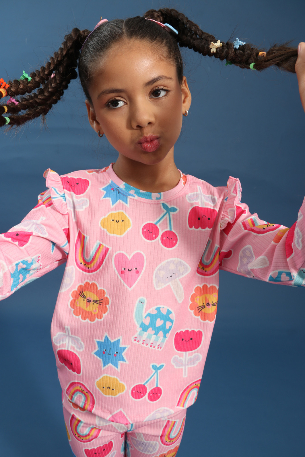 CONJUNTO CALÇA E BLUSA MUNDO COLORIDO