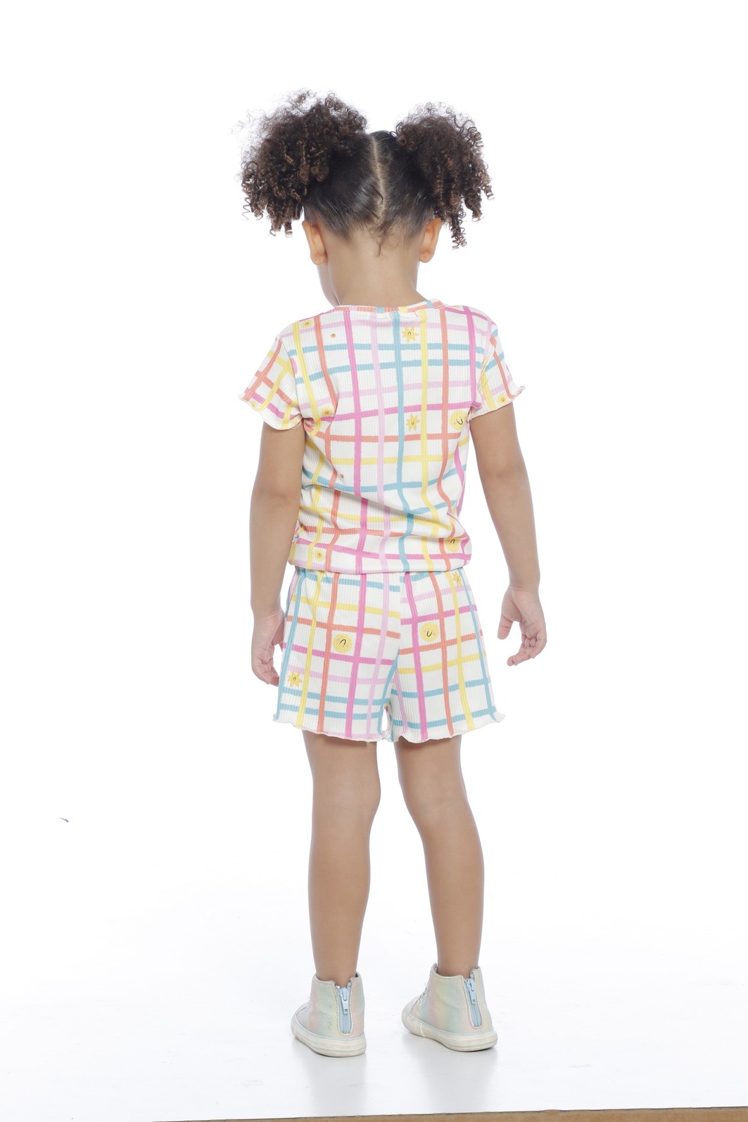 CONJUNTO MENINA BLUSA E SHORTS XADREZ