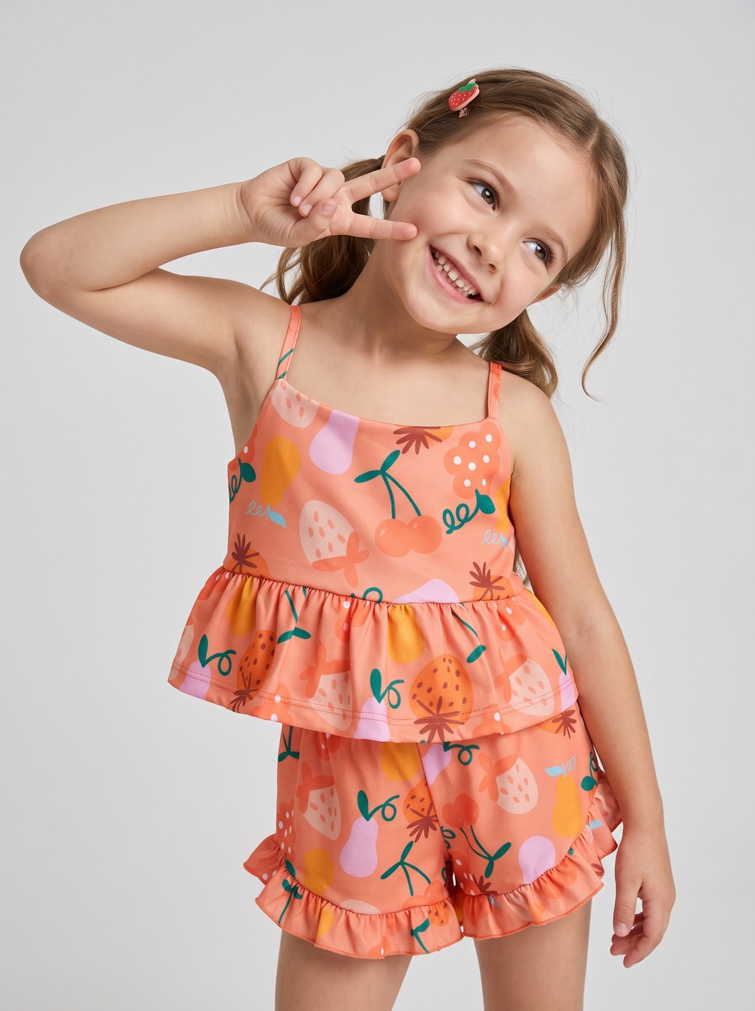 CONJUNTO MENINA BLUSA ALÇA E SHORTS FRUTINHAS