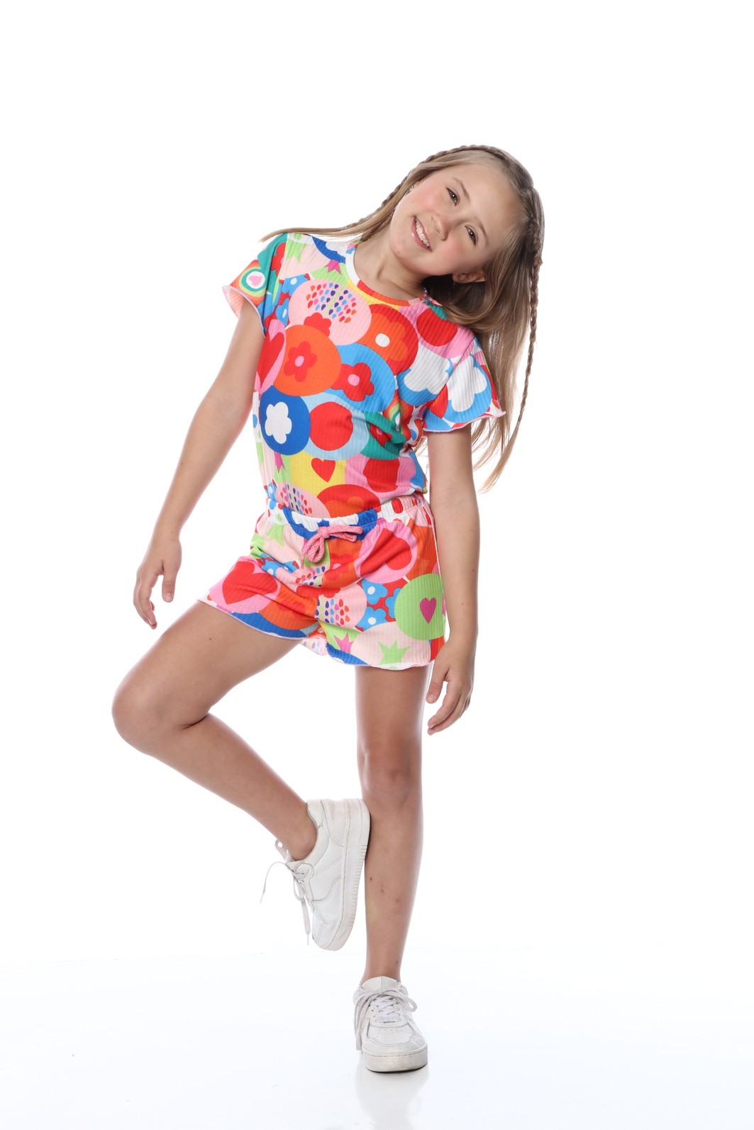 CONJUNTO MENINA BLUSA E SHORTS COLORS CONJUNTO MENINA BLUSA E SHORTS COLORS