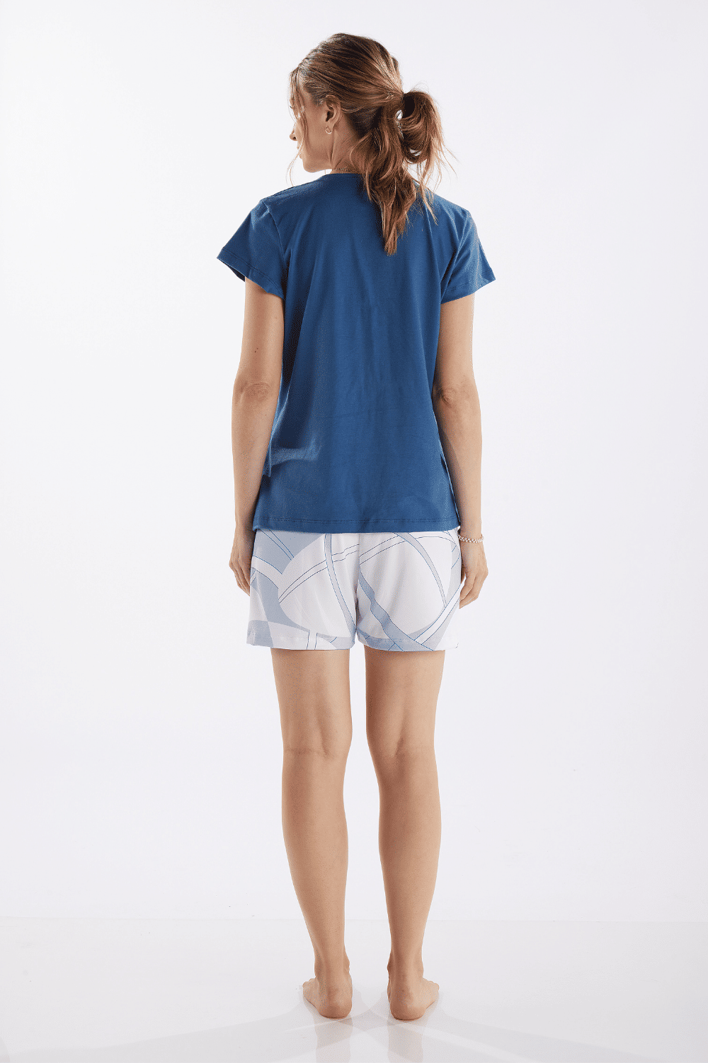 PIJAMA MEIA MANGA EM MEIA MALHA COM SHORTS EM MALHA SUBLIMADA FEMININO PIJAMA MEIA MANGA EM MEIA MALHA COM SHORTS EM MALHA SUBLIMADA FEMININO