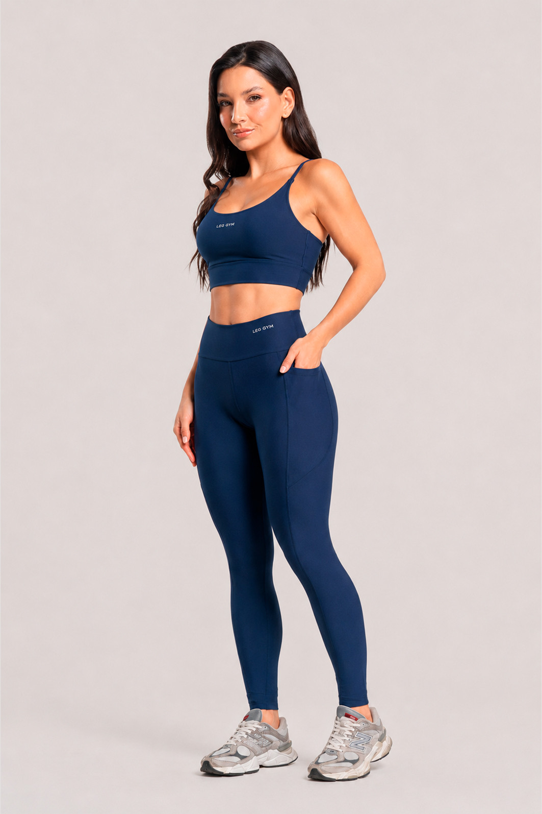 Conjunto Fitness Legging Bolso Lateral e Top Marinho Conjunto Fitness Legging Bolso Lateral e Top Marinho