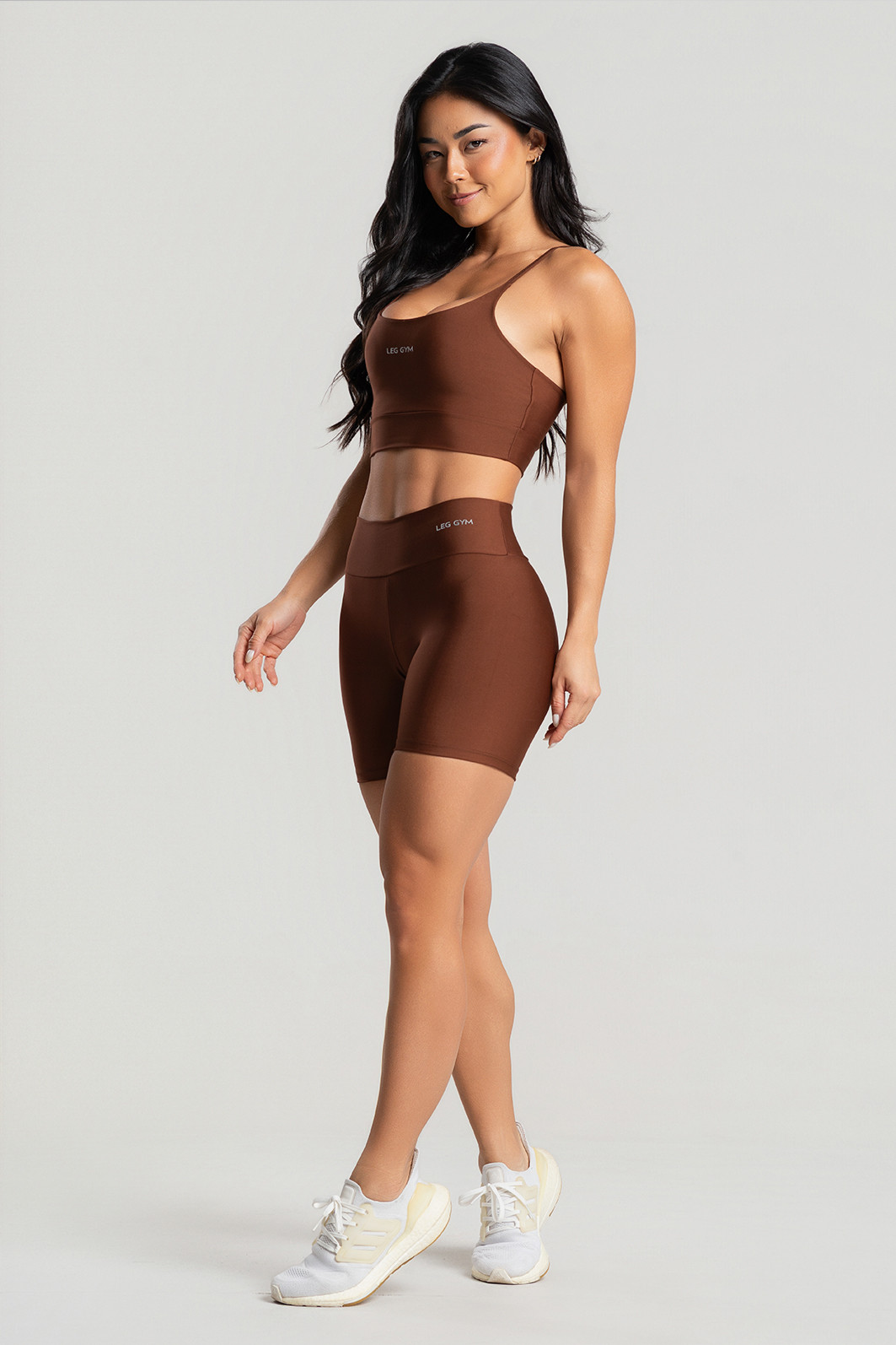 Conjunto Feminino Fitness Shorts e Top Avelã