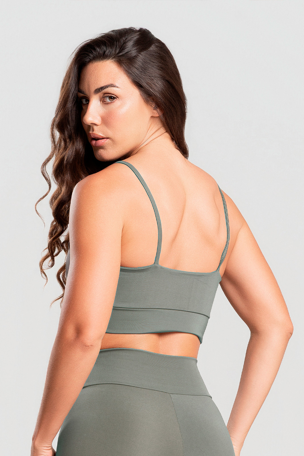 Kit Feminino Fitness Legging + Short + Top Chumbo