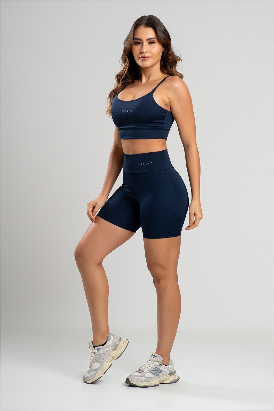 Conjunto Feminino Fitness Shorts e Top Marinho Conjunto Feminino Fitness Shorts e Top Marinho