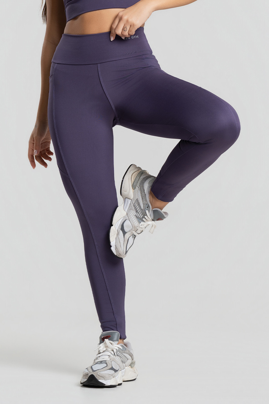 Legging Fitness Bolso Lateral Premium Petúnia Legging Fitness Bolso Lateral Premium Petúnia