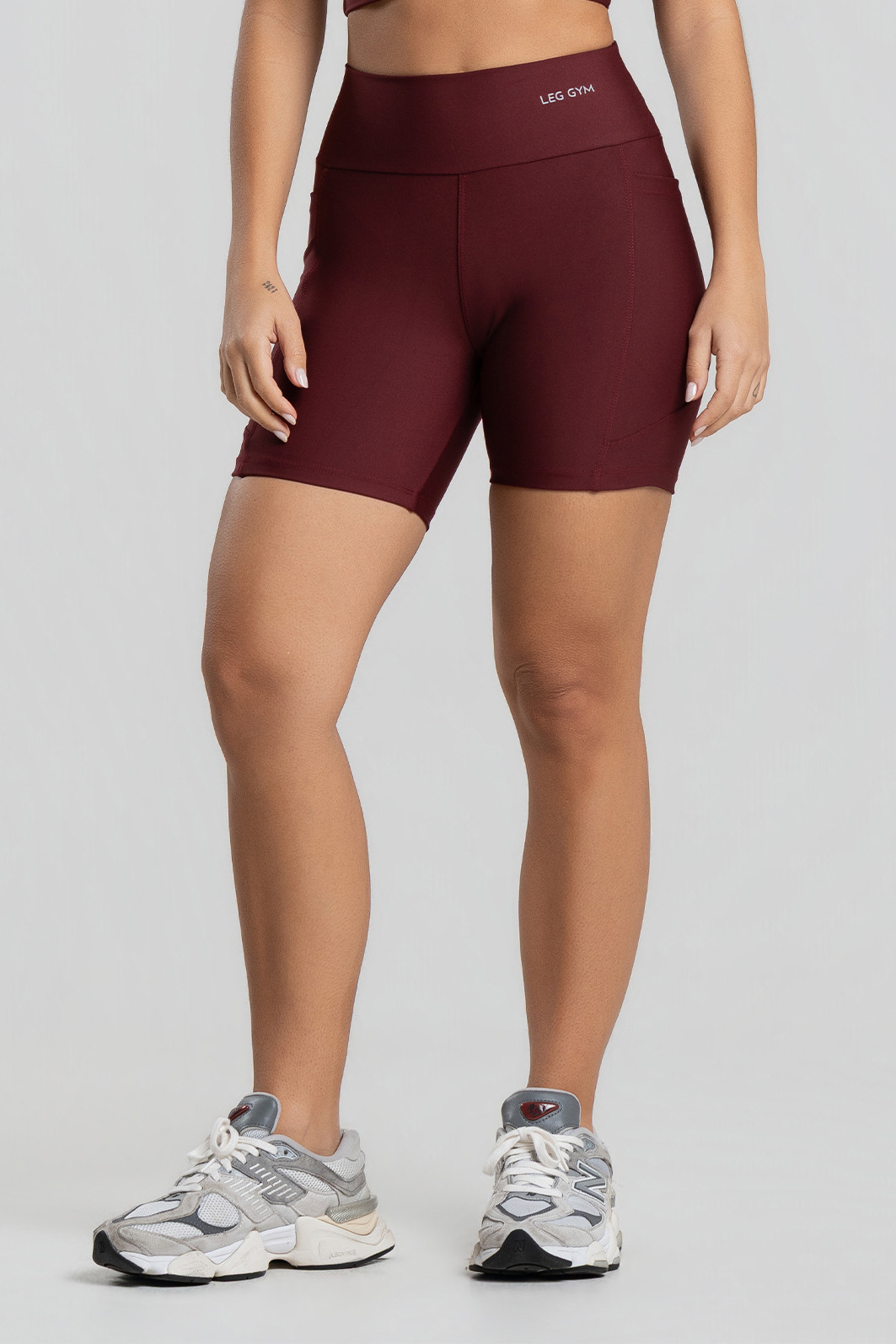 Shorts Fitness Bolso Lateral Premium Bordo Shorts Fitness Bolso Lateral Premium Bordo