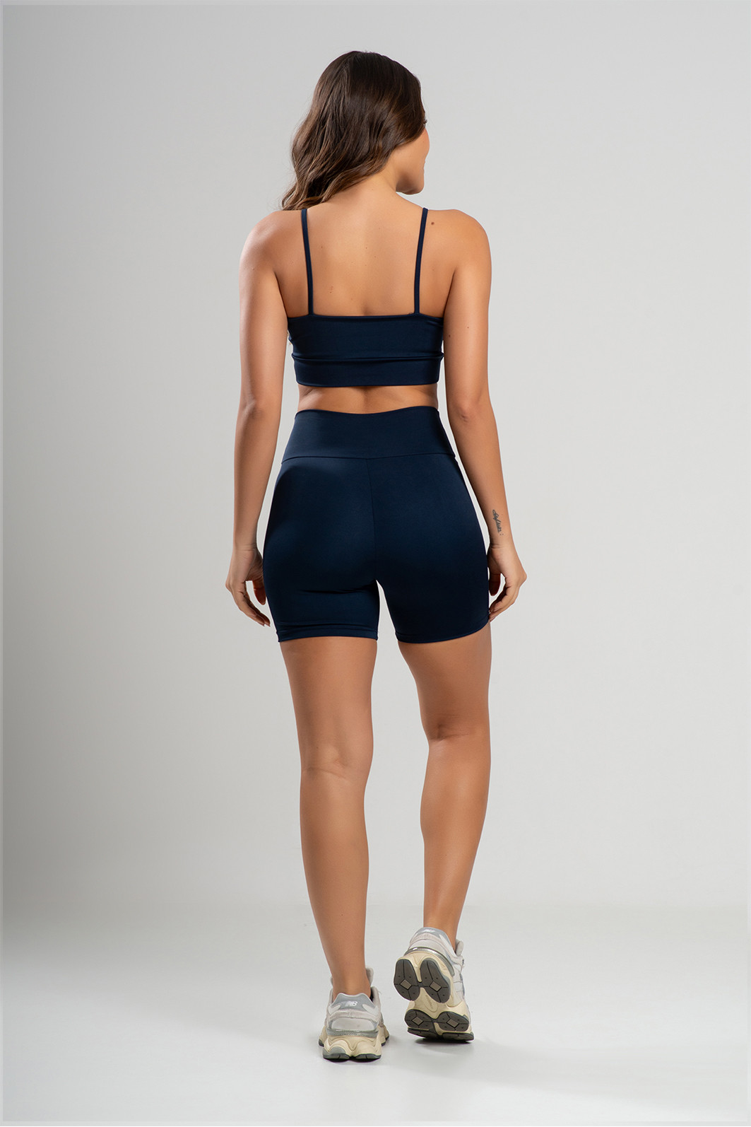 Conjunto Feminino Fitness Shorts e Top Marinho Conjunto Feminino Fitness Shorts e Top Marinho