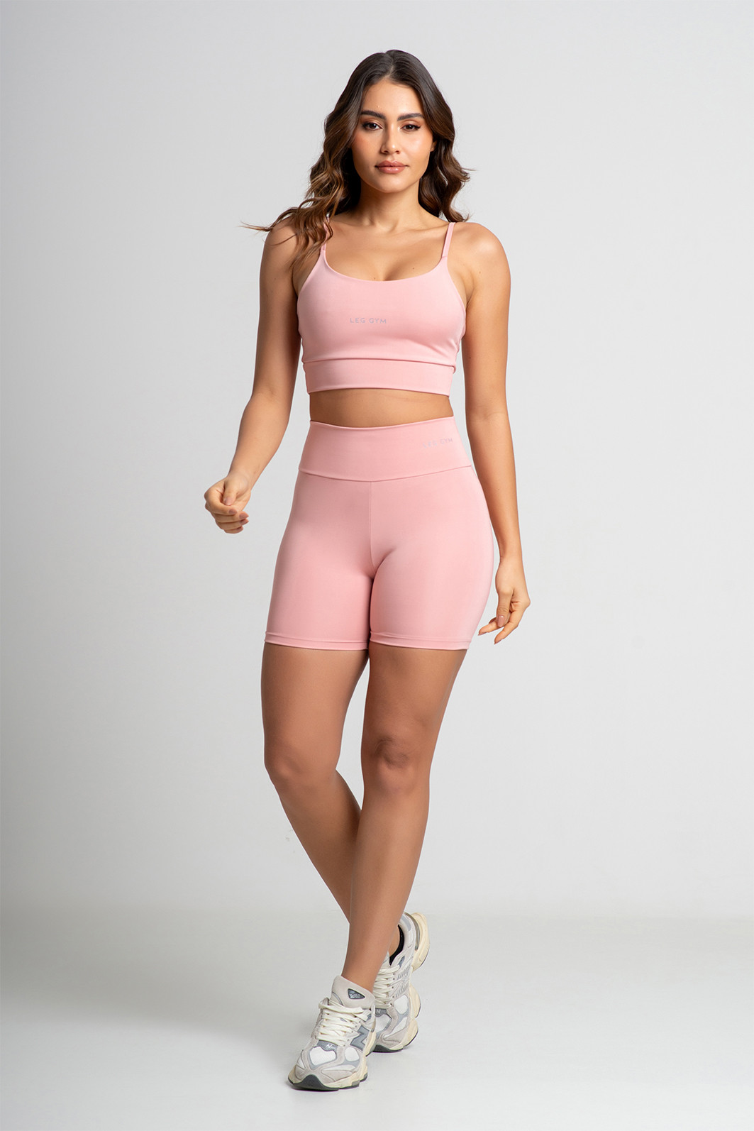 Conjunto Feminino Fitness Shorts e Top Rosê
