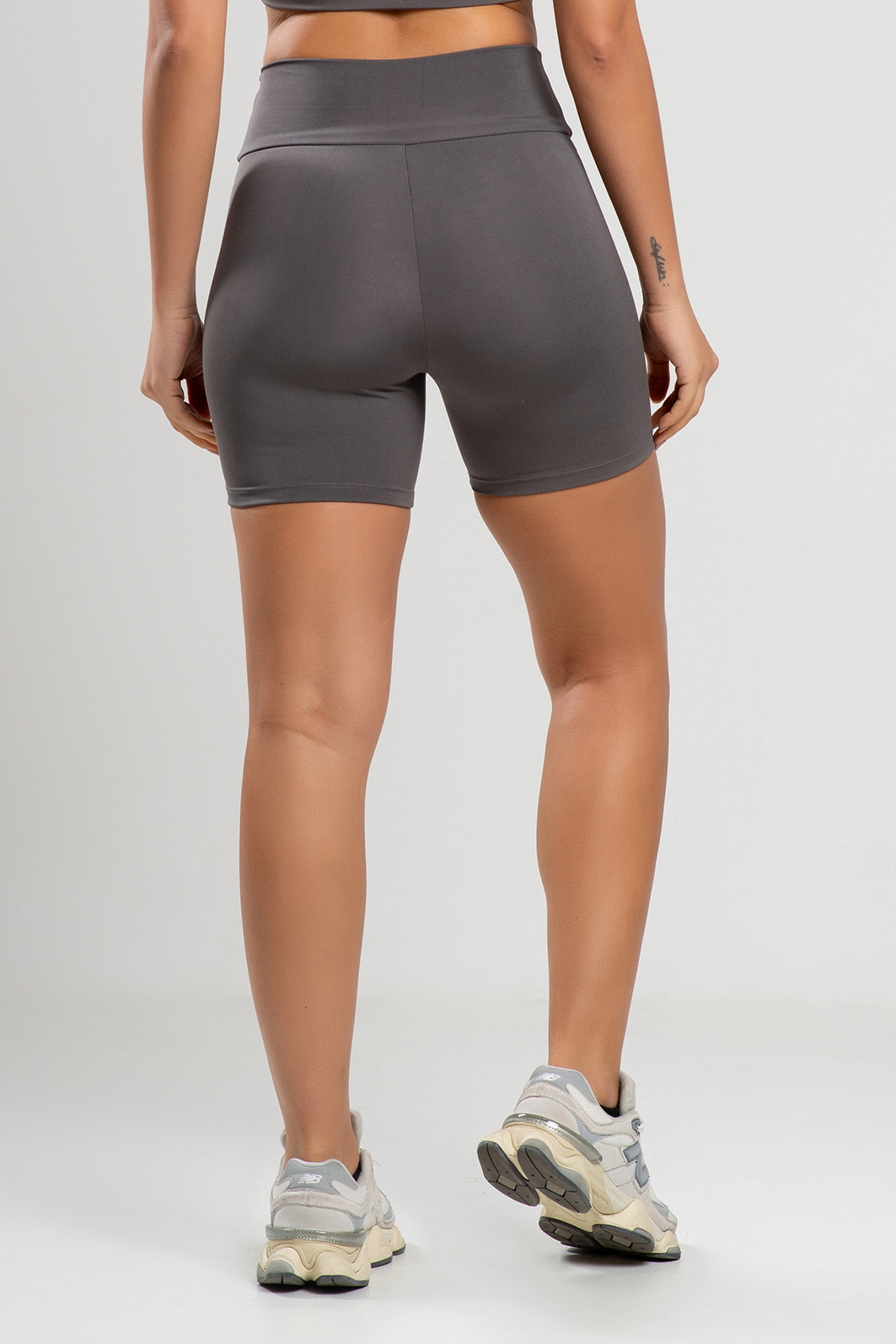 Shorts Feminino Fitness Chumbo