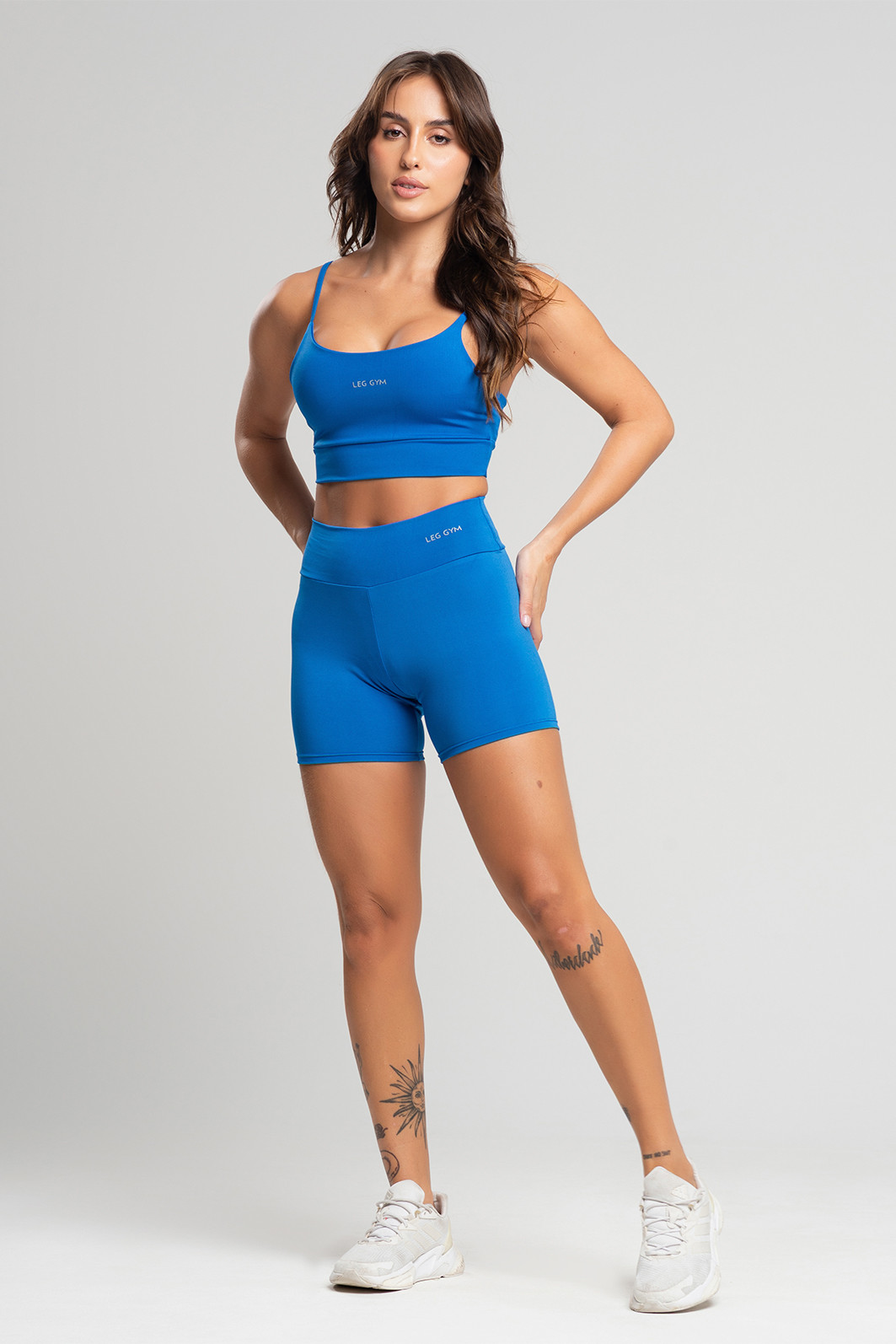 Conjunto Feminino Fitness Shorts e Top Azul Royal Conjunto Feminino Fitness Shorts e Top Azul Royal