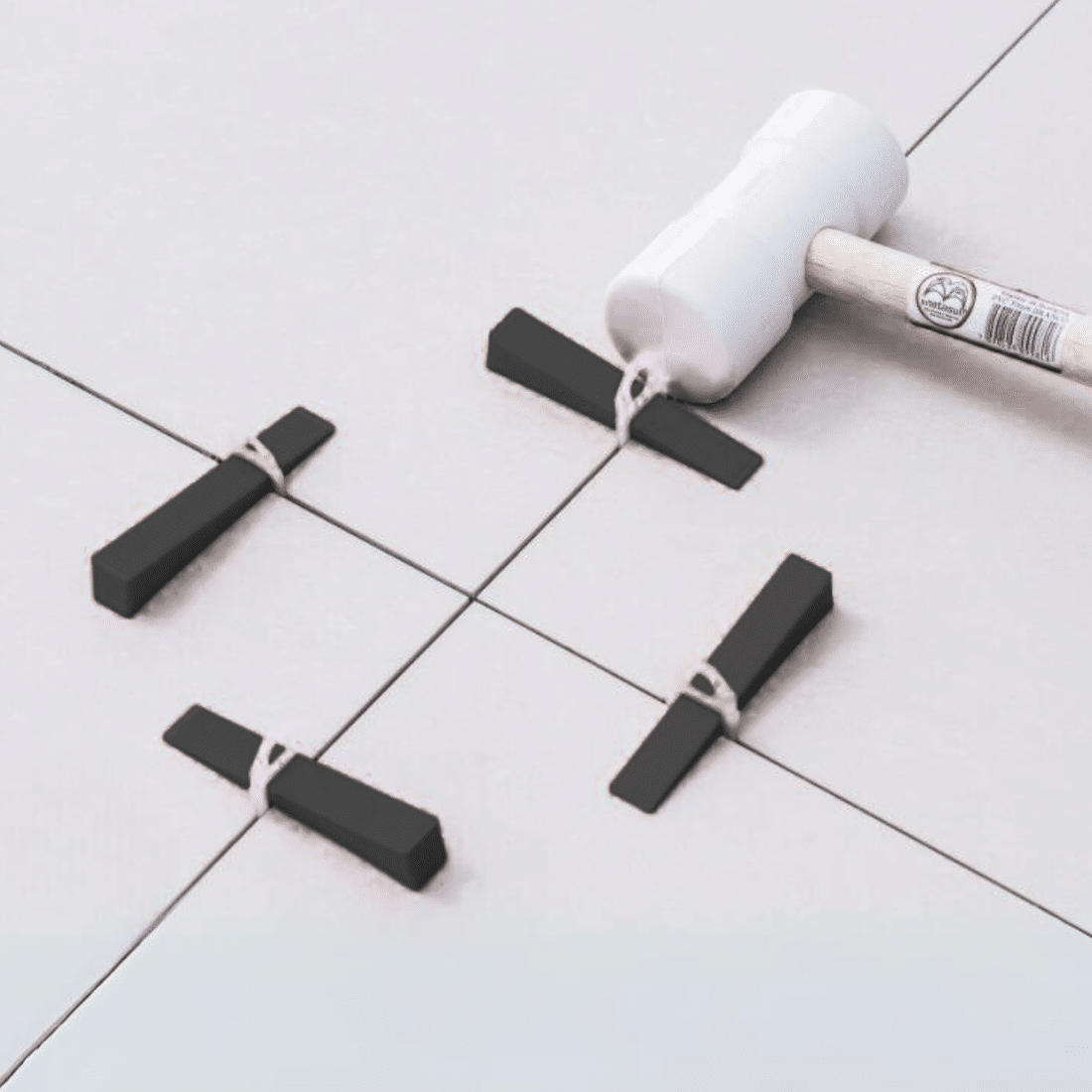 Cunha Nivelador de Porcelanato 50 Unidades - Metasul Cunha Nivelador de Porcelanato 50 Unidades - Metasul