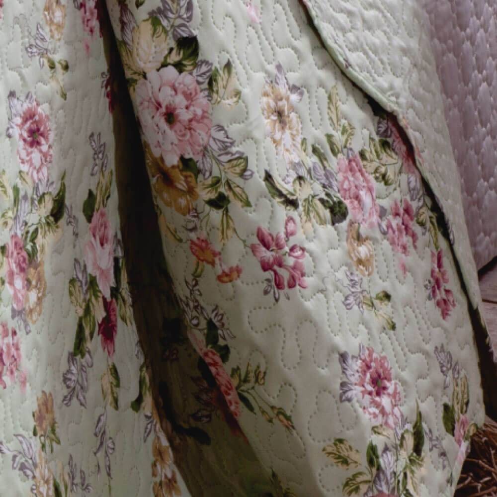 Kit 1 Cobre-leito Queen Bouti Microfibra Ultrasonic Estampada 2,60 x 2,80 m + 2 Porta-travesseiros - Carol Kit 1 Cobre-leito Queen Bouti Microfibra Ultrasonic Estampada 2,60 x 2,80 m + 2 Porta-travesseiros - Carol