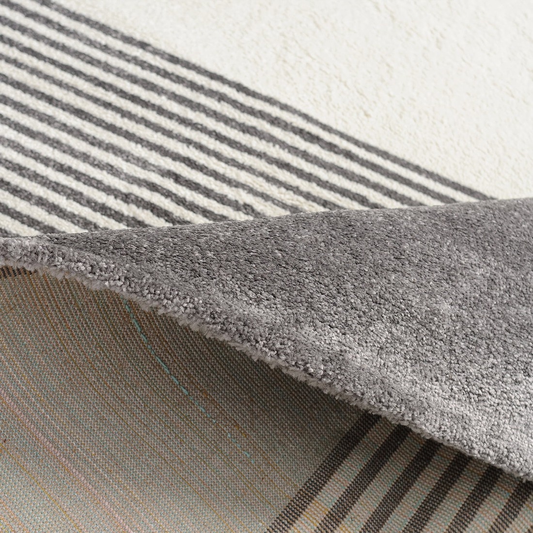 Tapete para Sala Grande Hathor Geometrico Off White 200x250 Tapete para Sala Grande Hathor Geometrico Off White 200x250