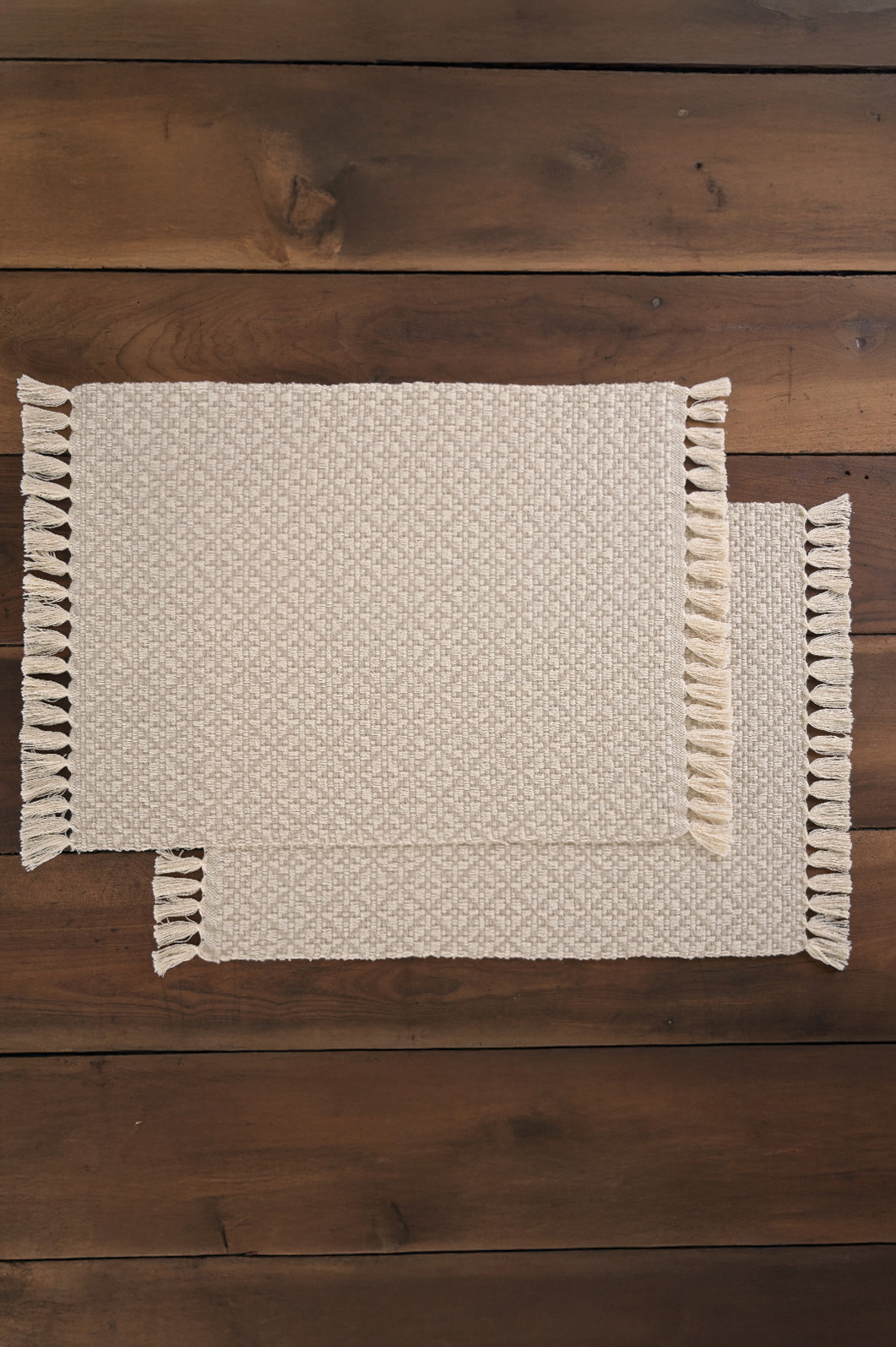 Jogo Americano Artesanal de 2 Peças 32cm x 45cm Coroa Areia