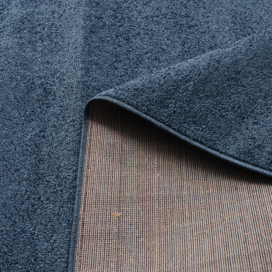 Tapete Organico 140x200 Liso Marinho 04 Tapete Organico 140x200 Liso Marinho 04