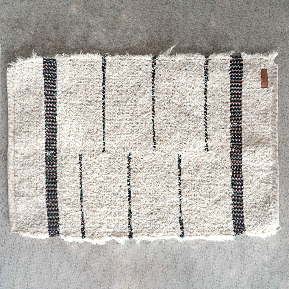 Tapete Artesanal Peludo Dupla Face Chic Color 50cm x 80cm