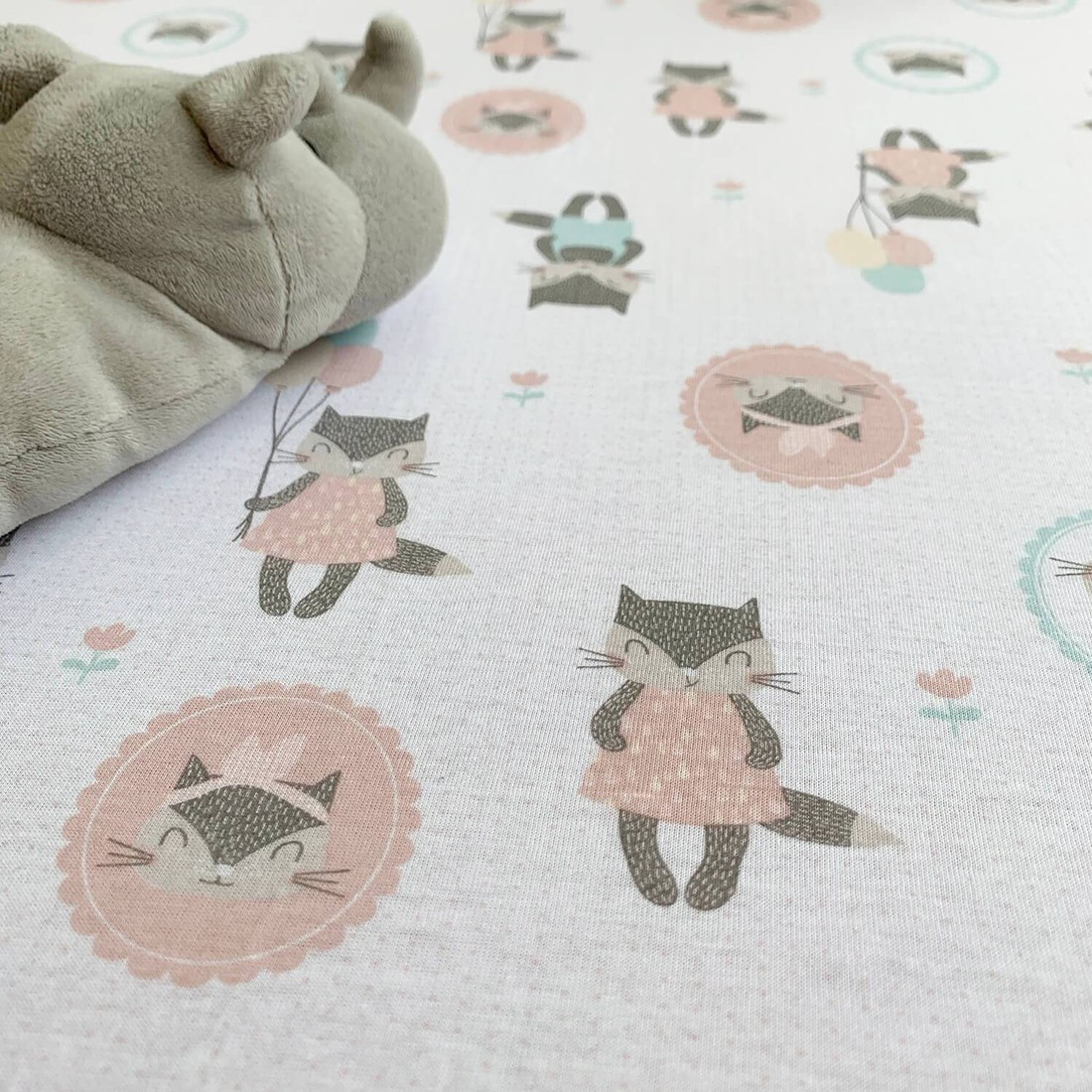 Jogo de Lençol para Berço de 3 Peças Fio Penteado Contos de Cordel - Atlântica Jogo de Lençol para Berço de 3 Peças Fio Penteado Contos de Cordel - Atlântica