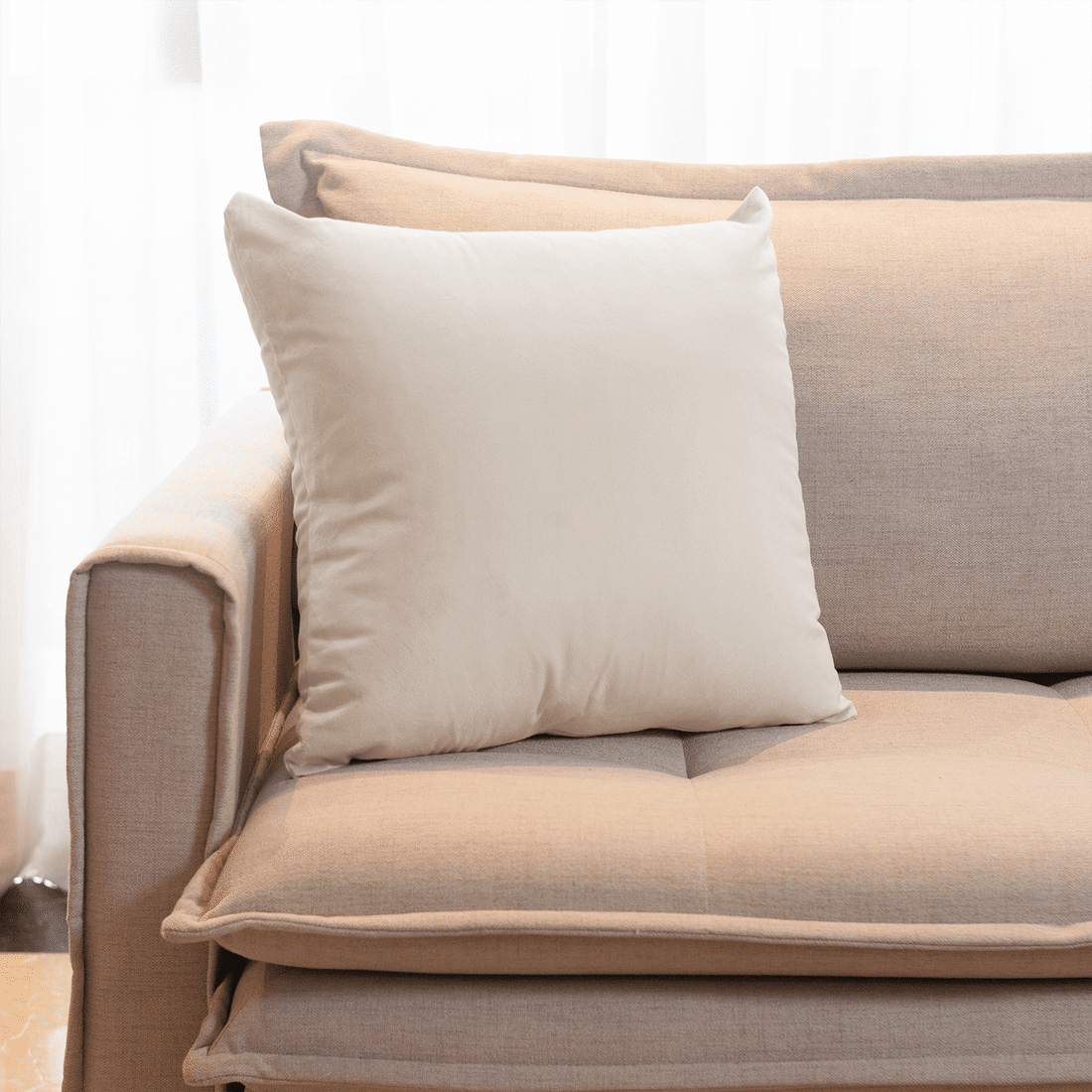 Capa de Almofada Veludo Premium Decorativa - Off White Champagne 50cm x 50cm Capa de Almofada Veludo Premium Decorativa - Off White Champagne 50cm x 50cm