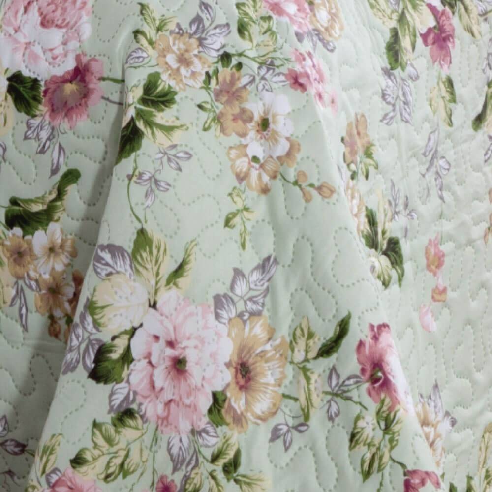 Kit 1 Cobre-leito Casal Bouti Microfibra Ultrasonic Estampada 2,20 x 2,40 m + 2 Porta-travesseiros - Carol Kit 1 Cobre-leito Casal Bouti Microfibra Ultrasonic Estampada 2,20 x 2,40 m + 2 Porta-travesseiros - Carol