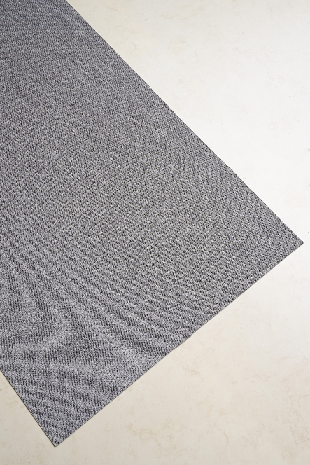 Tapete Passadeira PVC Antiderrapante Cotele Taupe 65x450 Tapete Passadeira PVC Antiderrapante Cotele Taupe 65x450