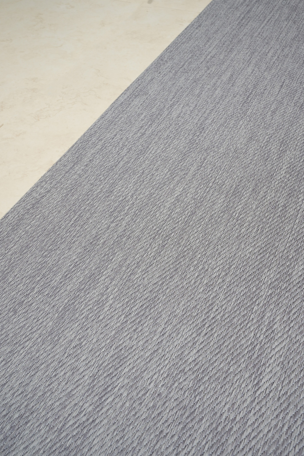 Tapete Passadeira PVC Antiderrapante Cotele Taupe 65x250 Tapete Passadeira PVC Antiderrapante Cotele Taupe 65x250