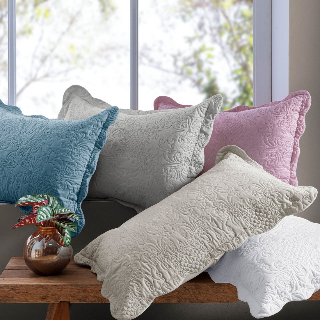 Kit 2 Porta Travesseiros Matelasse 150 Fios Microfibra 70x50cm com Aba Americana Splendor Rosa Kit 2 Porta Travesseiros Matelasse 150 Fios Microfibra 70x50cm com Aba Americana Splendor Rosa