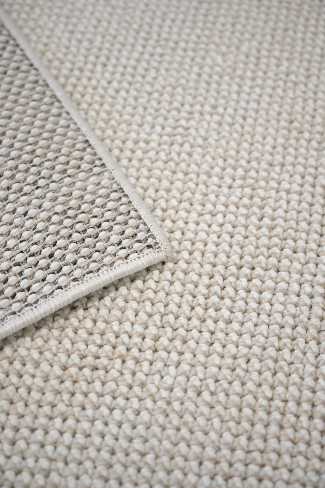 Tapete Sala Boucle Verano Bege - 1,50 x 4,00m Tapete Sala Boucle Verano Bege - 1,50 x 4,00m