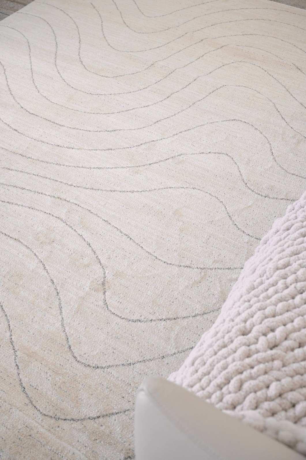 Tapete para Sala Grande Fantasy Estonado Organico Off White 01 300x400 Tapete para Sala Grande Fantasy Estonado Organico Off White 01 300x400