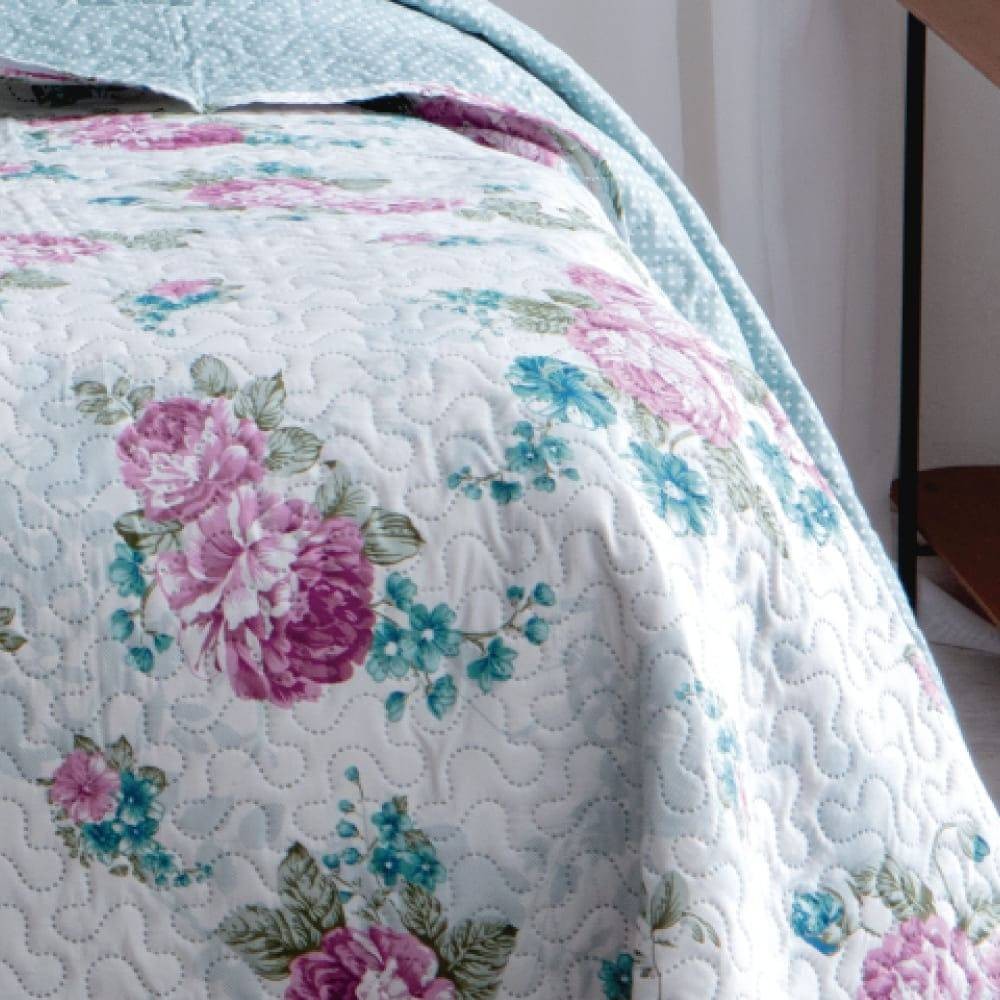 Kit  Cobre-leito Casal Bouti Microfibra Ultrasonic Estampada 2,20 x 2,40 m + 2 Porta-travesseiros -Carolina