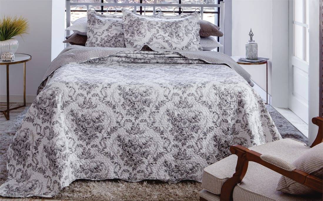 Kit  Cobre-leito Casal Bouti Microfibra Ultrasonic Estampada 2,20 x 2,40 m + 2 Porta-travesseiros - Elizabeth