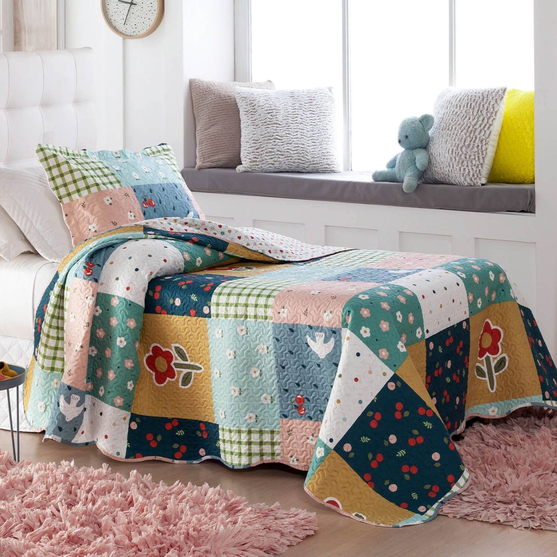 Kit 1 Cobre Leito Colcha Solteiro 2 Peças Bouti Matelassê Jardim Patchwork Infantil Kit 1 Cobre Leito Colcha Solteiro 2 Peças Bouti Matelassê Jardim Patchwork Infantil