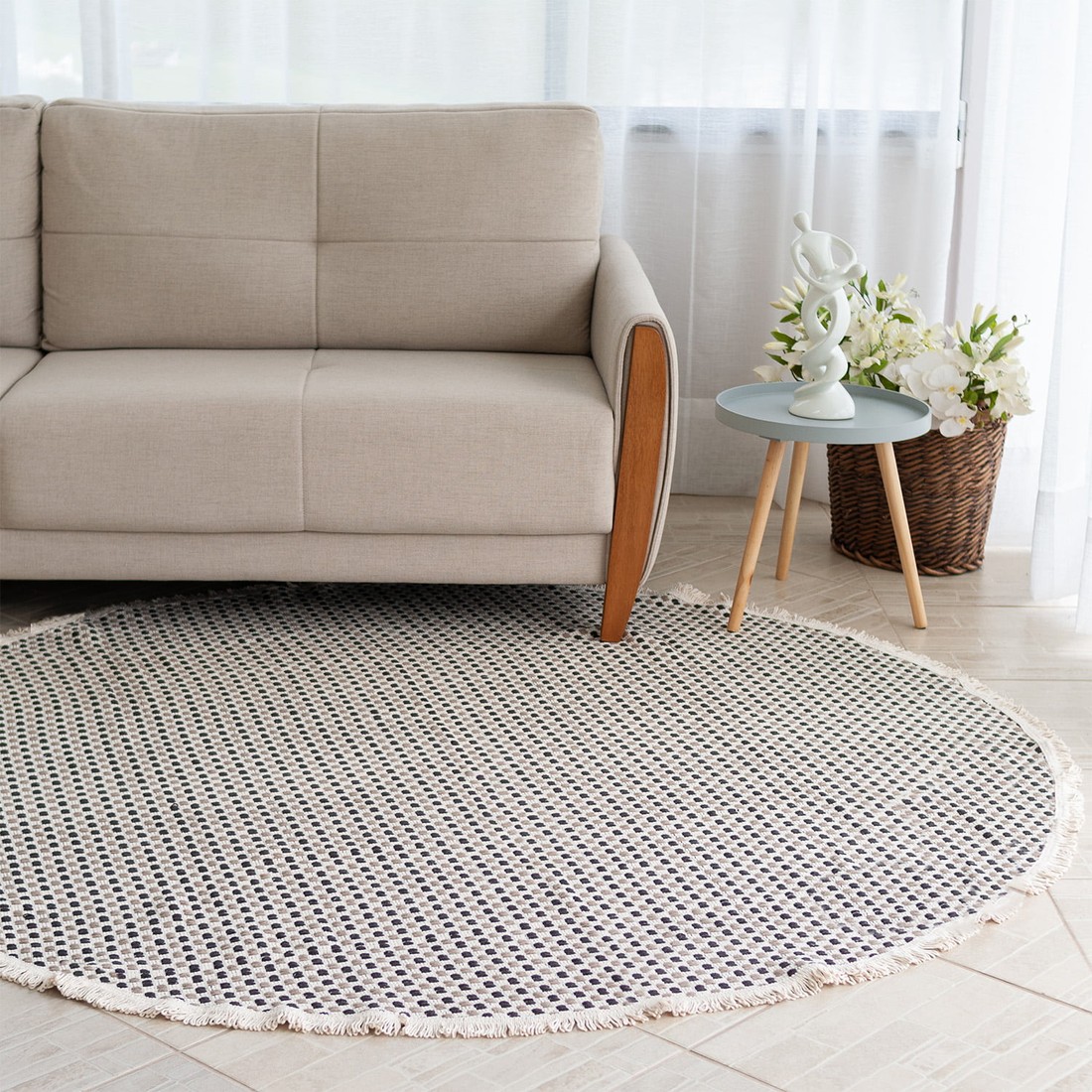 Tapete Redondo para Sala 2,00m de Algodão Contemporâneo Pilão Preto com Fendi Tapete Redondo para Sala 2,00m de Algodão Contemporâneo Pilão Preto com Fendi
