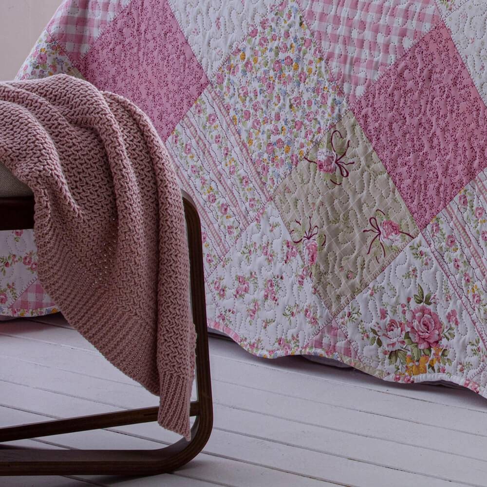 Kit  Cobre leito Casal Bouti Microfibra Ultrasonic Estampada 2,20 x 2,40 m + 2 Porta-travesseiros - Rosa