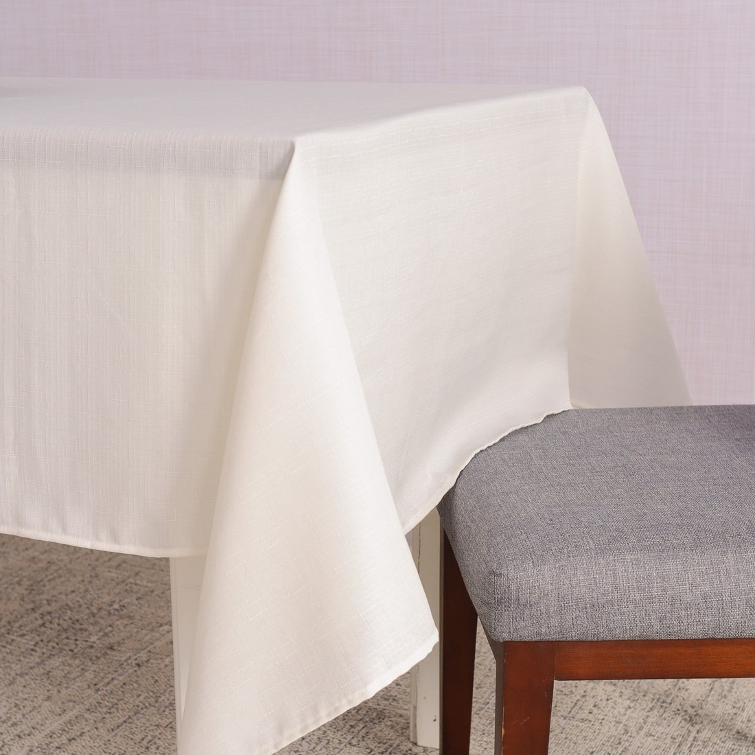Toalha de Mesa 4 Lugares Extra Retangular Tecido Maquinetado Champagne Toalha de Mesa 4 Lugares Extra Retangular Tecido Maquinetado Champagne
