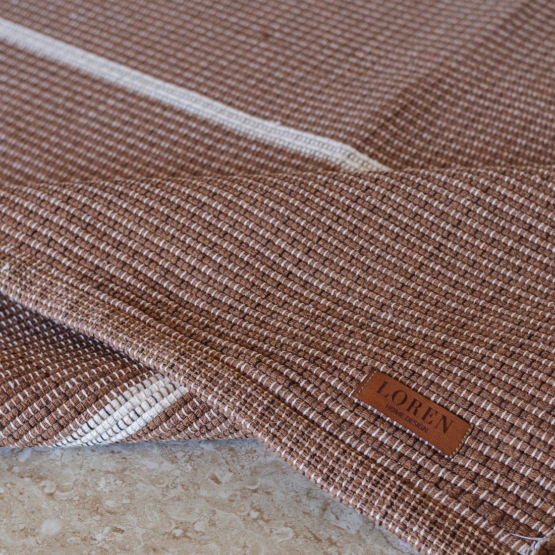 Tapete Artesanal Trama Basic de Sala Listras Chocolate 200x400