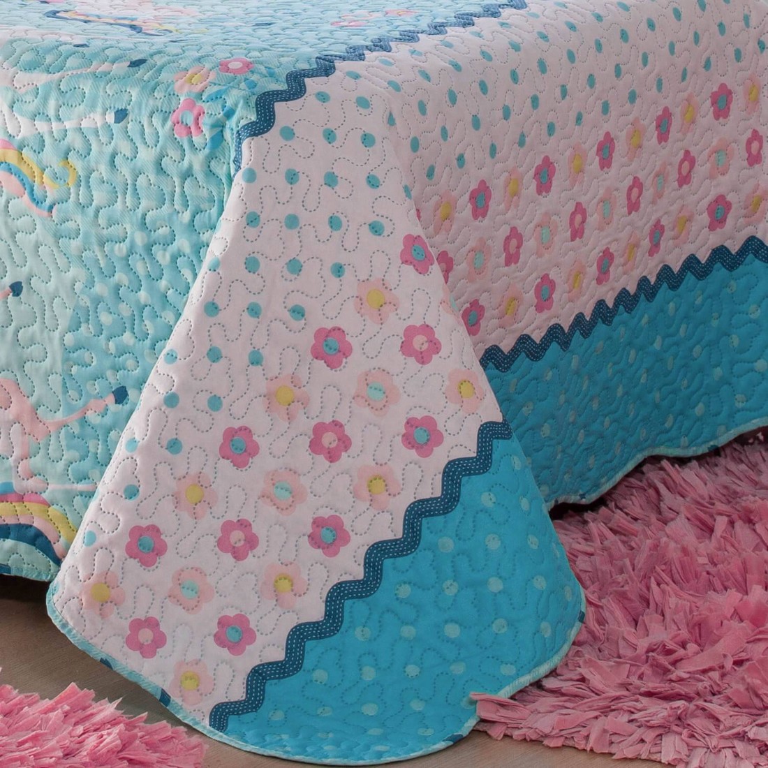 Kit 1 Cobre Leito Colcha Solteiro 2 Peças Bouti Matelassê Unicornio Infantil Kit 1 Cobre Leito Colcha Solteiro 2 Peças Bouti Matelassê Unicornio Infantil