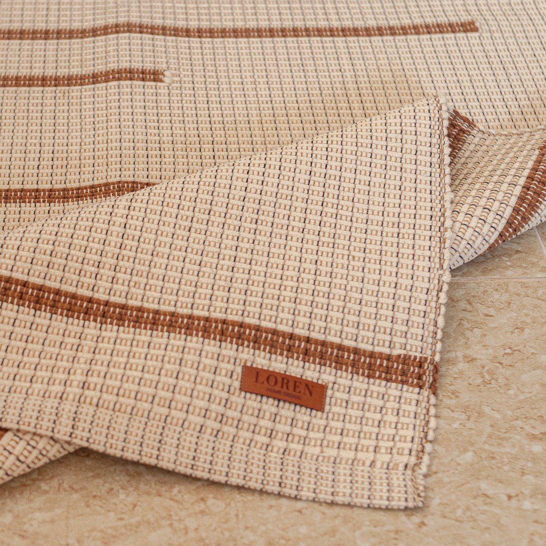 Tapete Passadeira Artesanal de Algodão Trama Basic Listras Marrom 80x150 Tapete Passadeira Artesanal de Algodão Trama Basic Listras Marrom 80x150