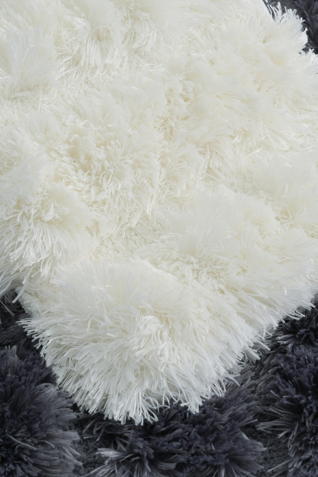 Tapete Antiderrapante NewYork Super Soft e Peluciado 50x70cm  Branco