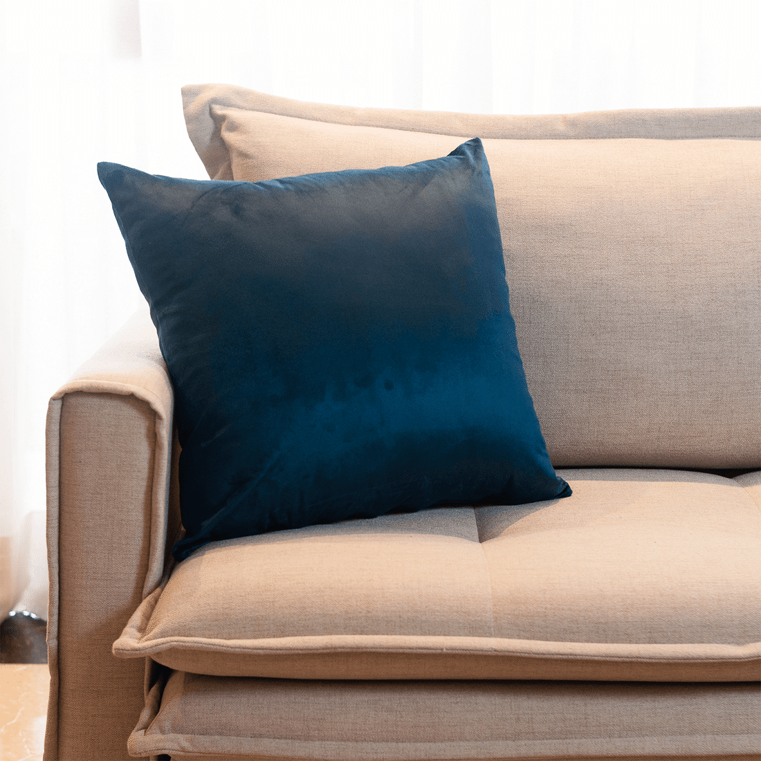 Capa de Almofada Veludo Premium Decorativa - Azul Marinho 50cm x 50cm