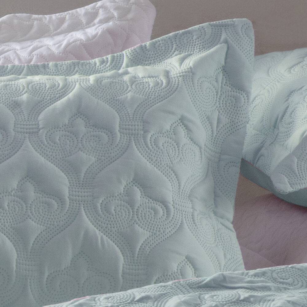 Kit 1 Colcha Casal Boutis Microfibra Ultrasonic + 2 Porta-Travesseiros Azul Kit 1 Colcha Casal Boutis Microfibra Ultrasonic + 2 Porta-Travesseiros Azul