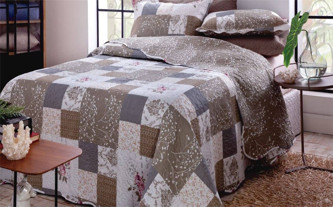 Kit 1 Cobre-leito Queen Bouti Microfibra Ultrasonic Estampada 2,40 x 2,60 m + 2 Porta-travesseiros - Maya