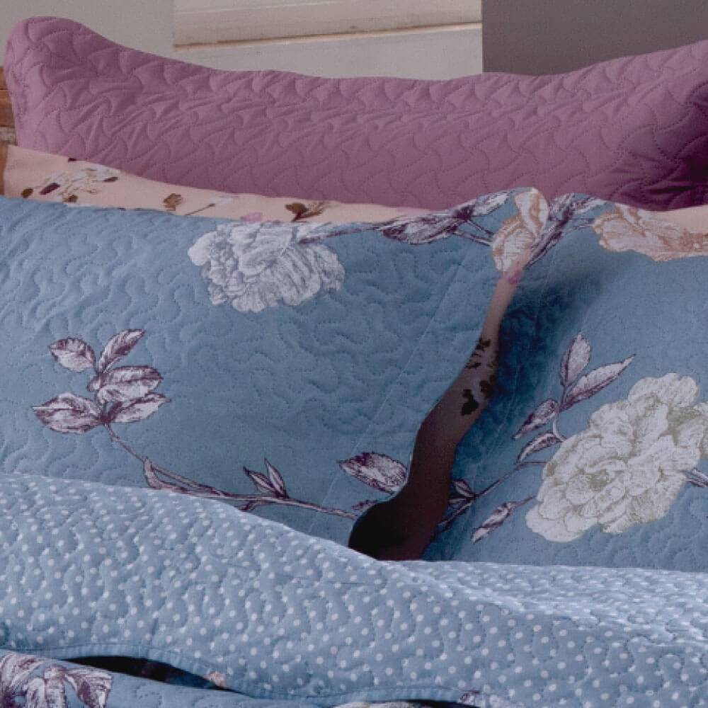 Kit 1 Cobre-leito King Bouti Microfibra Ultrasonic Estampada 2,60 x 2,80 m + 2 Porta-travesseiros - Naomi