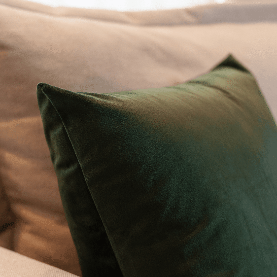 Capa de Almofada Veludo Premium Decorativa - Verde Musgo 30cm x 50cm