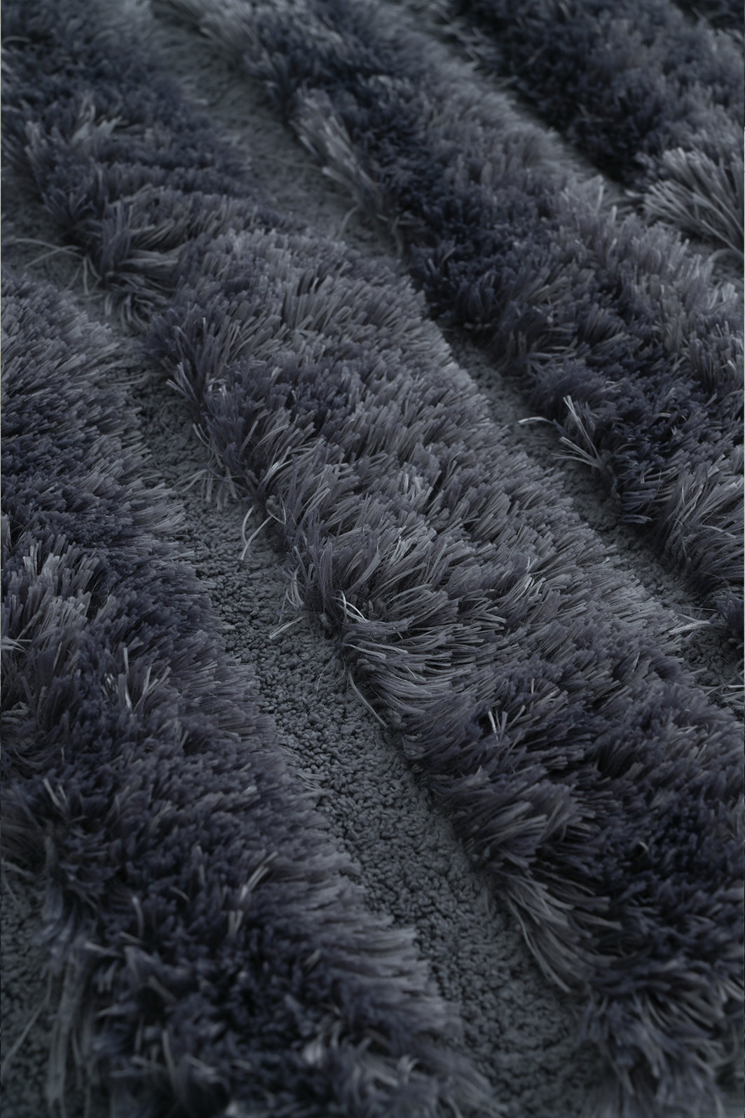 Tapete Antiderrapante NewYork Super Soft e Peluciado 50x70cm - Chumbo