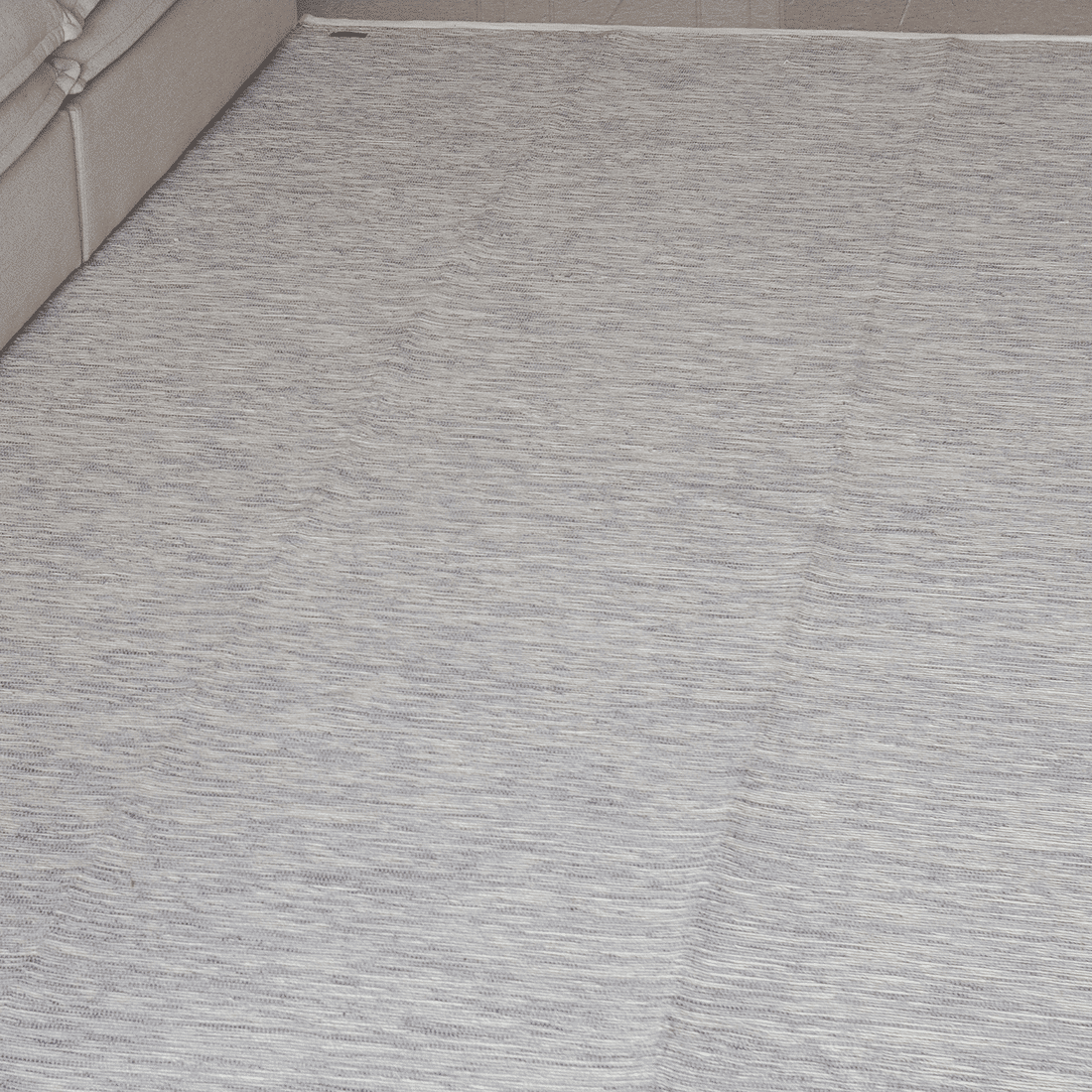 Tapete Artesanal Trama Basic Grande para Sala Mesclado Cinza 1,50x2,00